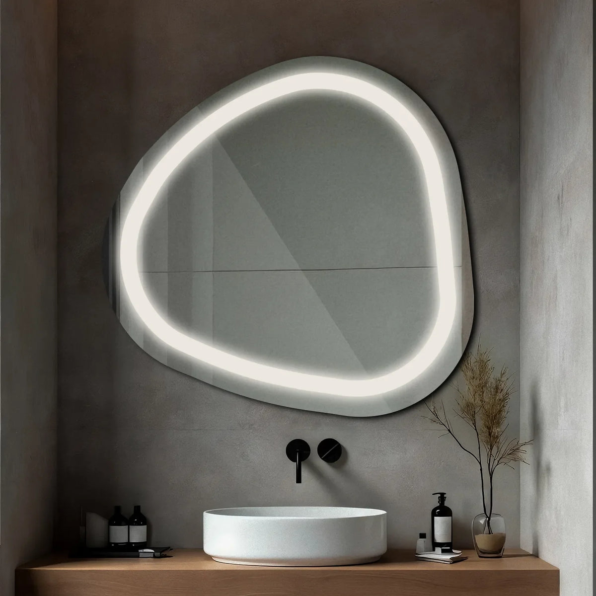 Specchio LED Asimmetrico | Controllo tramite interruttore a muro | Luce bianca neutra - Reyze Serie Salono Modello 1