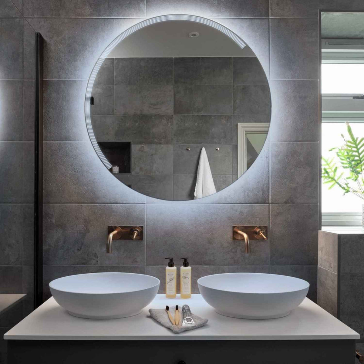 Specchio LED Rotondo | Controllo tramite interruttore a muro | Luce bianca fredda - Reyze Serie Edge Modello 5