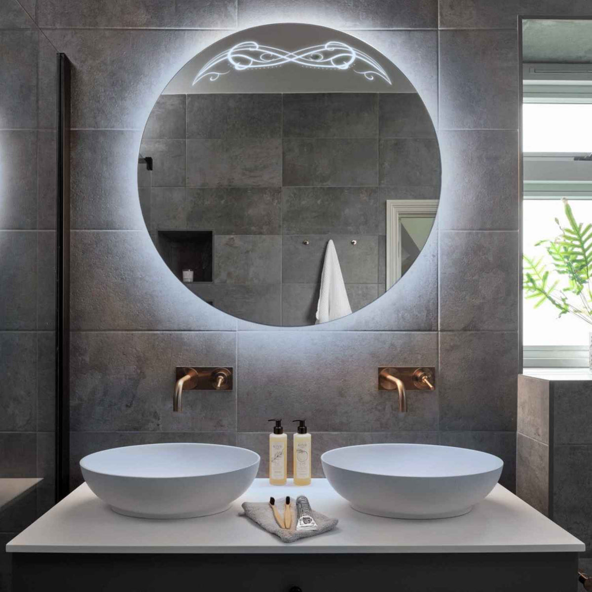 Specchio LED Rotondo | Controllo tramite interruttore a muro | Luce bianca fredda - Reyze Serie Good Vibes Modello 6