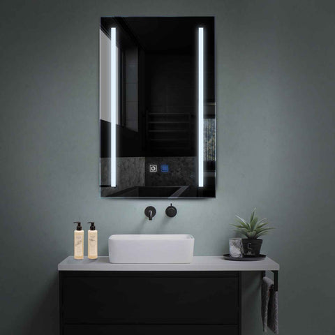 Specchio LED Verticale | Pulsanti touch | Funzione anti-appannamento | Luce bianca fredda - Reyze Serie Salono Modello 5