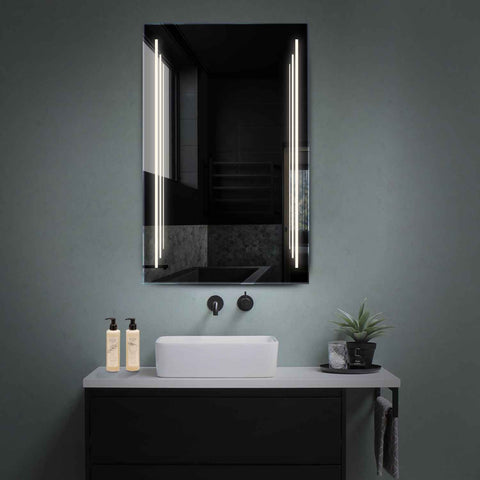 Specchio LED Verticale | Controllo tramite interruttore a muro | Luce bianca neutra - Reyze Serie Salono Modello 8