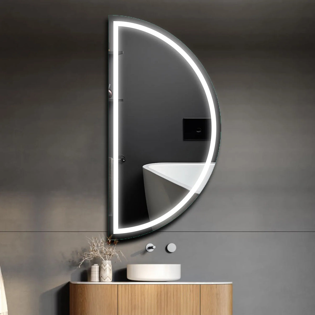 Specchio LED Mezza Luna | Controllo tramite interruttore a muro | Luce bianca fredda - Reyze Serie Salono Modello 1 - Lato Sinistro
