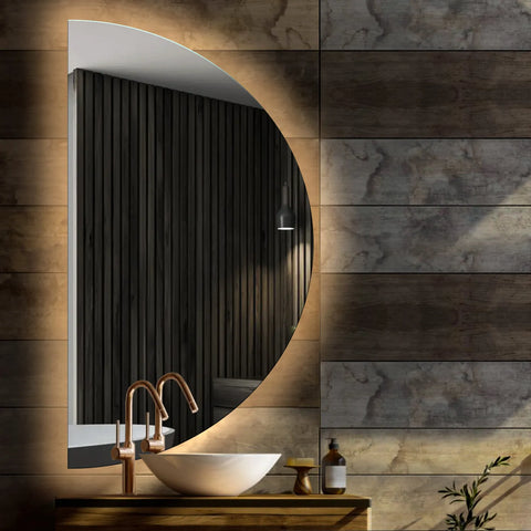 Specchio LED Mezza Luna | Controllo tramite interruttore a muro | Luce bianca calda - Reyze Serie Ambient Modello 1 - Lato Sinistro